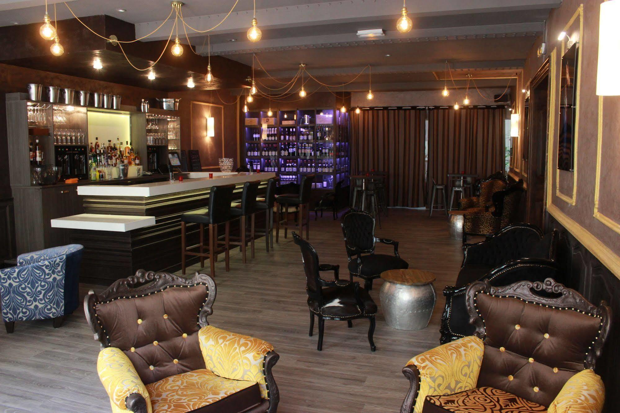 Hotel Saint Louis Aigues-Mortes Eksteriør billede